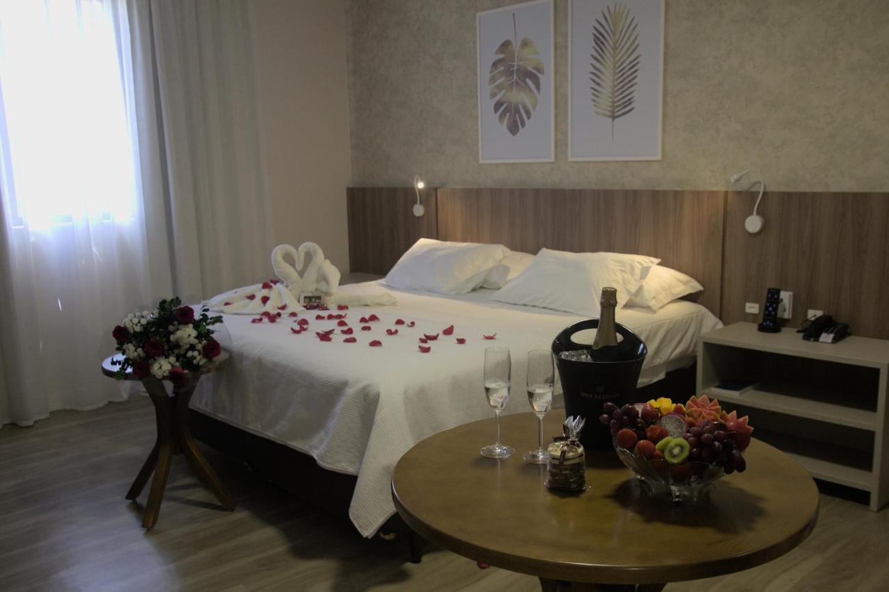 Hotel Lefel 4*